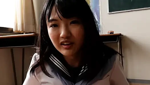 İlk yıllardan beri tanıdığım birine aşık oldum.