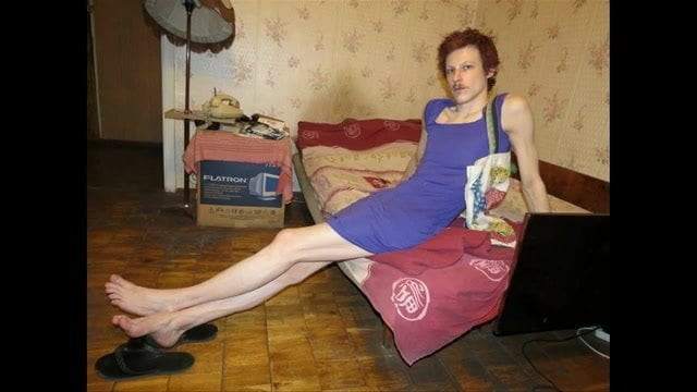 TWINK IS ALWAYS HUNGRY FOR RAW COCK