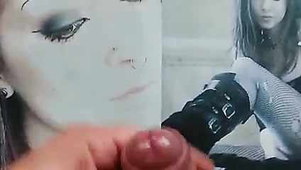 Jennybelladonna için boşalmak
