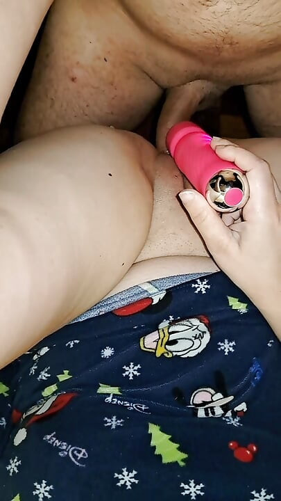 She fucks my ass and then I fill her with cum on her pussy