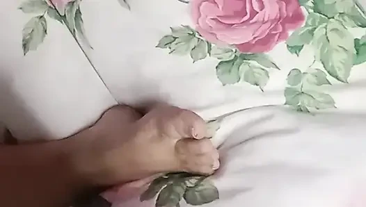Secretly Jacking off to Stepmom's Foot