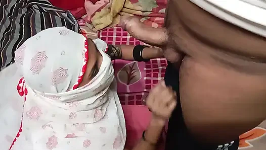 Güzel Seksi Baldızı ağzına Bir Elbiseyle Bağlıktan Sonra Sikiyor