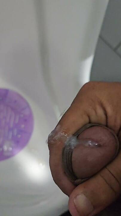 Desi boy masterbation