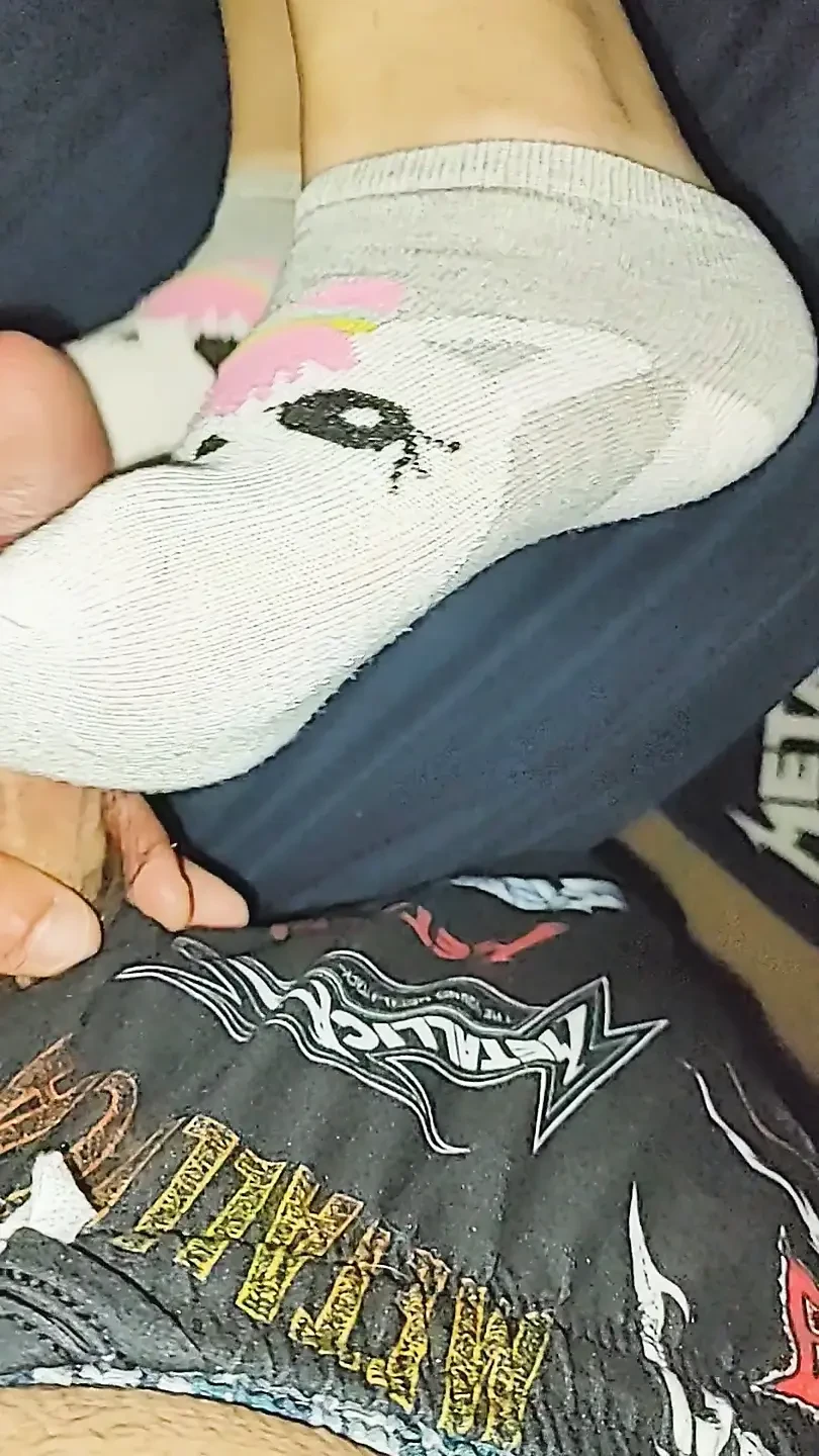 淫荡的娇小独角兽脚踝袜袜袜射精