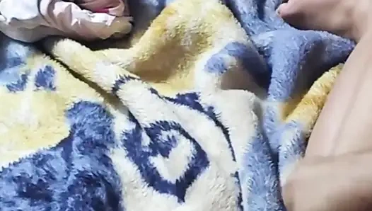 Арабская чернокожая горячая девушка трахает мою киску большим членом