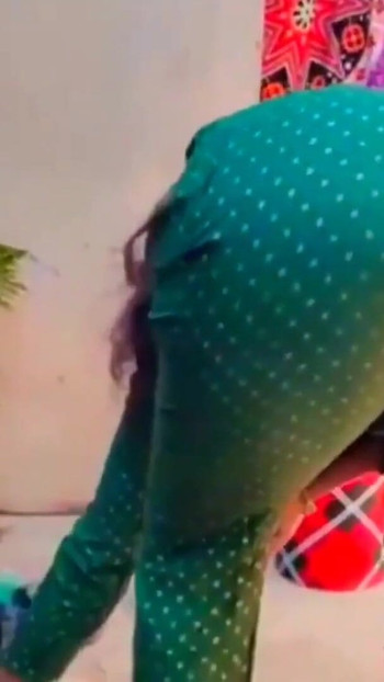 Sara Khan novi seks video | Isječak 1