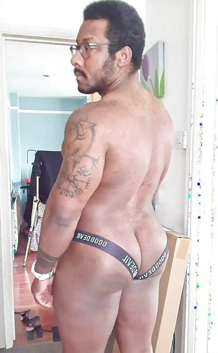 My Ass Look so Thicc These Days. Amadeus Mode