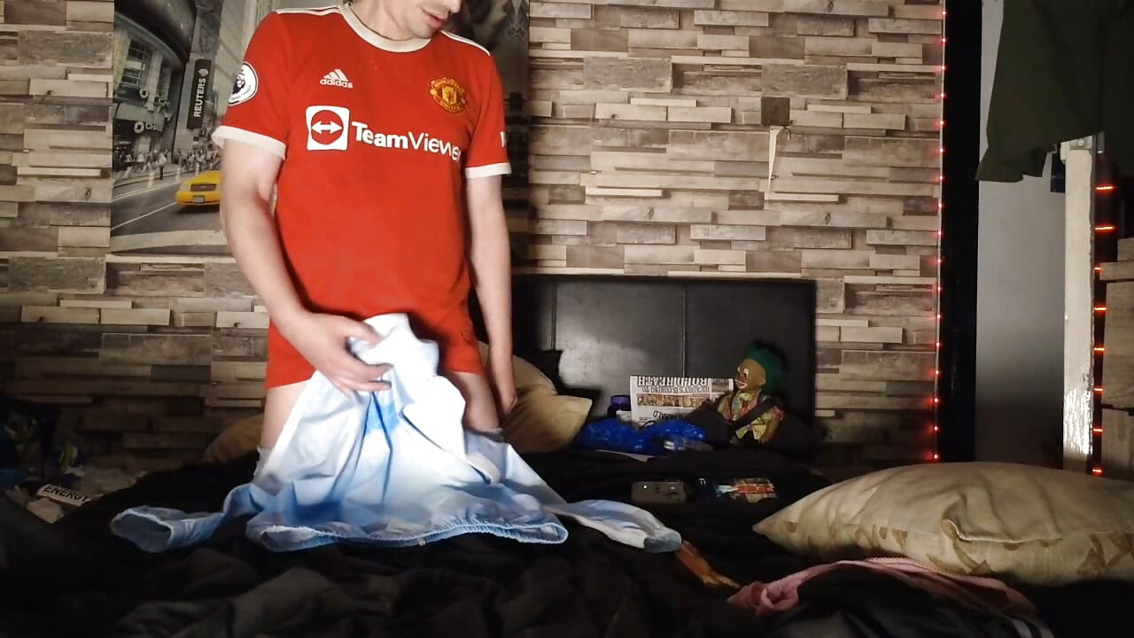Horny Trackie GirlsBoyz