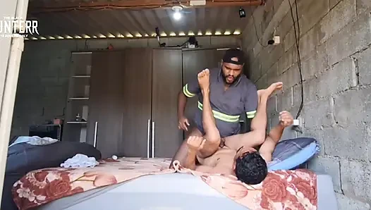 Çalışan komşunun yatakta orospu olması