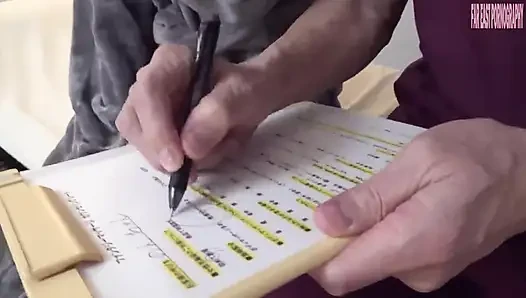 Büyük memeli müşteri ve yetenekli terapistle dölleme finaline giden gizli seans - bölüm 1