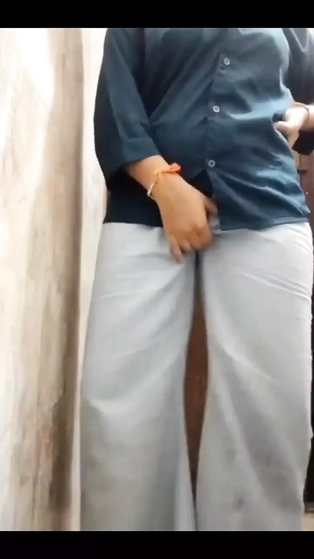 Hot Stepsister Mastrubating in Hostel Bathroom