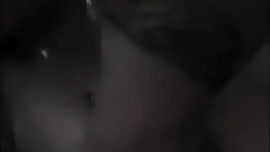 Pelacur kecil yang panas