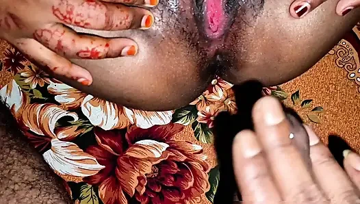 Bintang porno anal beberapa posisi dari kontol besar. Cewek India dari belakang, muncrat di mulut. bagian 1