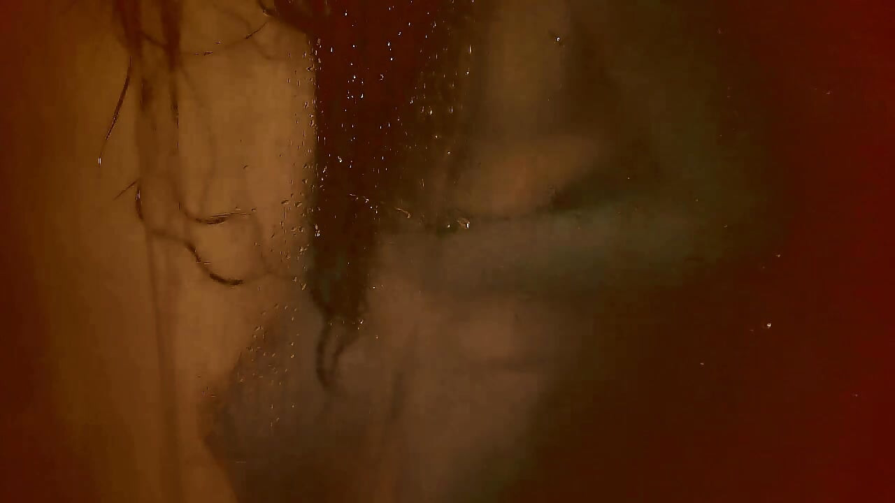 Setiap Titisan Terasa Lebih Baik Apabila Anda Menonton