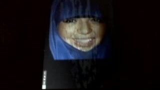 Камшот на лицо в хиджабе HASNA