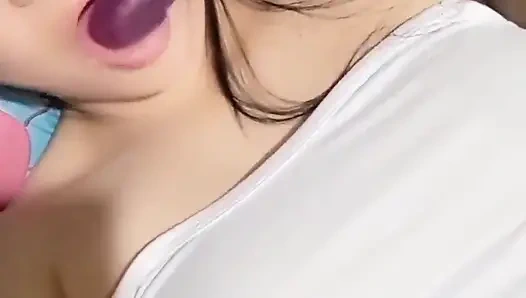 Just Today: My Most Explicit and Wet Video