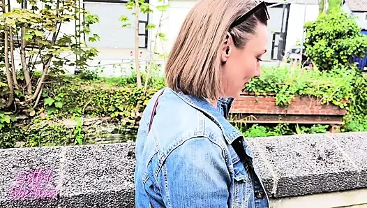 Stranger danger - This divorced hairy MILF was eager for fucking and a face full - Her mature pussy squirting pee everywhere