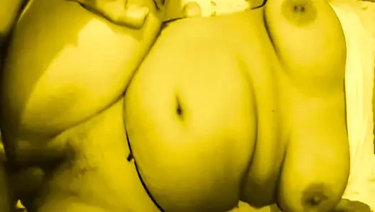 Teensex-Amazon bhabi mendominasi kontol besar gara-gara ngentot memek sangenya.