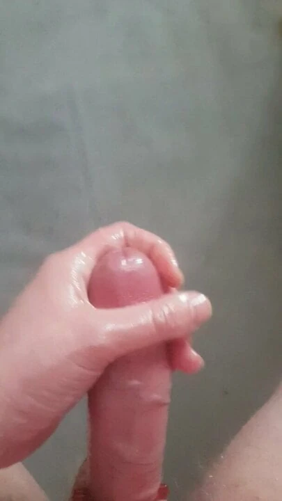 Jerking off and some cum