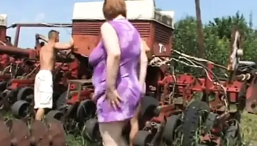 İki adam seksi yarak emiyor