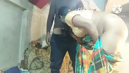 Une femme au foyer du nord de l’Inde se fait sodomiser en levrette