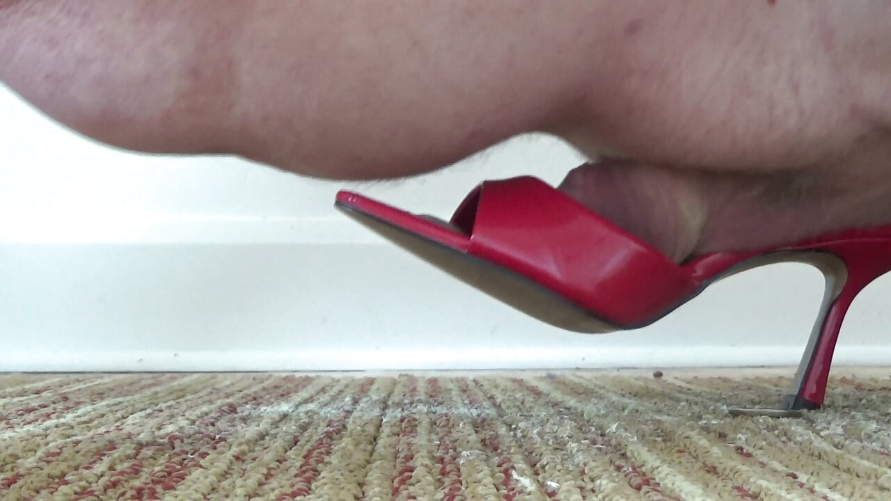 Mules vermelhas de verniz