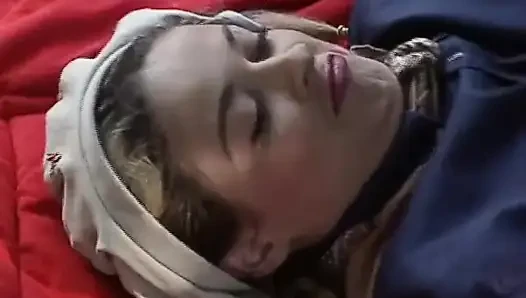 Almanya'dan kız sayımları takma yarakla birlikte sikişmek için burada