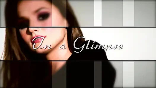 sempit gadis hot rambut pirang ini dientot habis-habisan di kolam renang