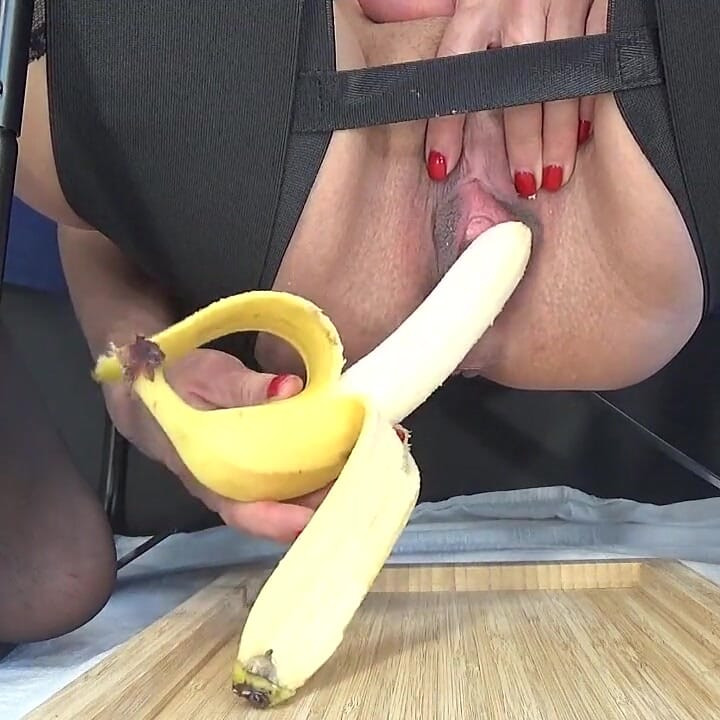 Banana in My Pussy Close up