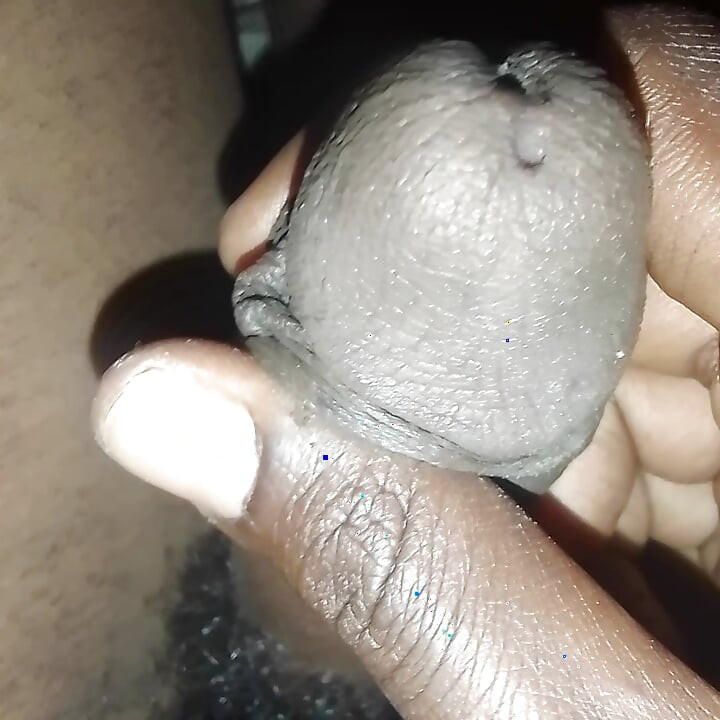 Home hardcore handjob in bed