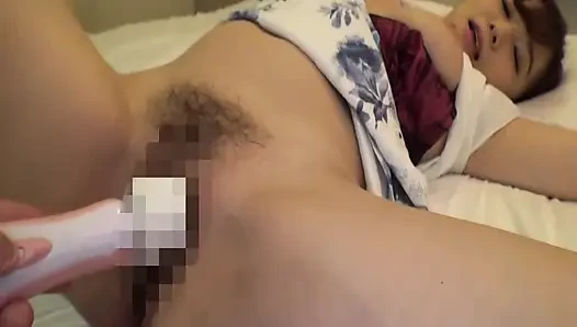 A125G04 istri yang habis-habisan dan tenggelam di luar nikah! Merekam seks di kencan cinta hotel dengan kamera di tangan!
