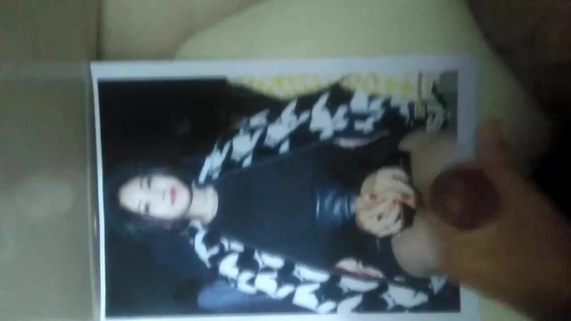 Cumming on Apink Naeun
