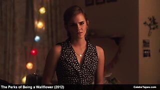 Emma Watson, Mae Whitman и Nina Dobrev в нижнем белье и бикини