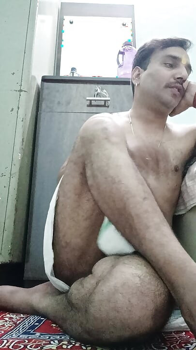 Indian desi man enjoy sex with neighbour and army officer daddy