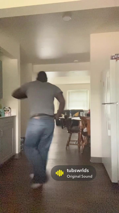 ダンサー
