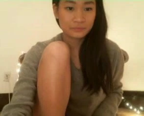 Xoa bóp lồn nghêu nghĩ châu Á