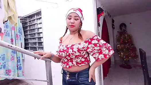 Hot Stepmom Ejaculates on Her Stepsons Cock During Christmas