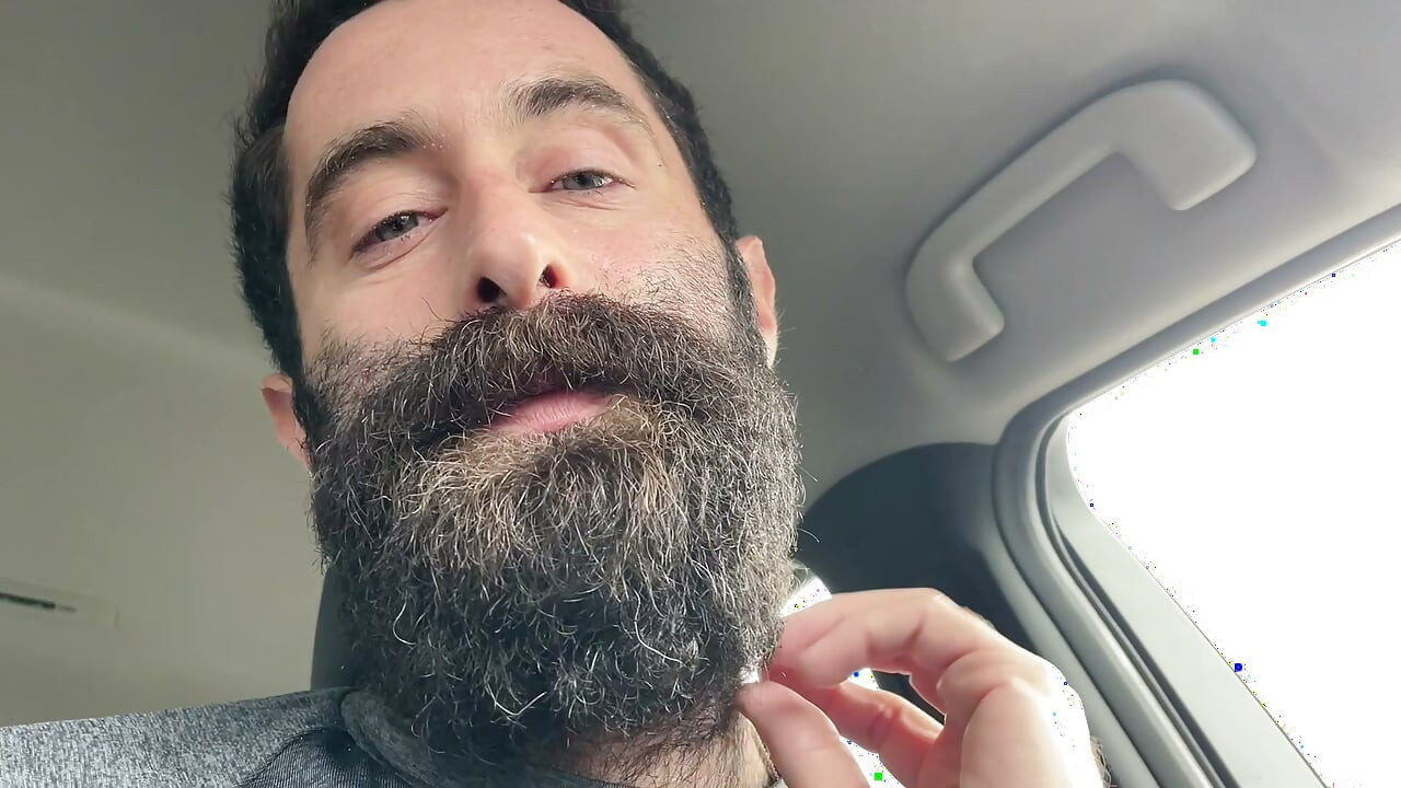 Guy Woof Jerks Off in His Car Full Video on JFF