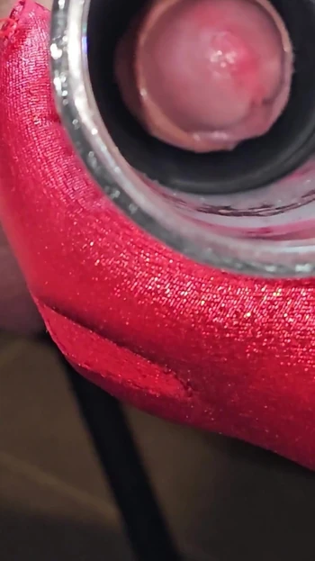 Spectacular moment from "Handjob Fun Compilation 2"