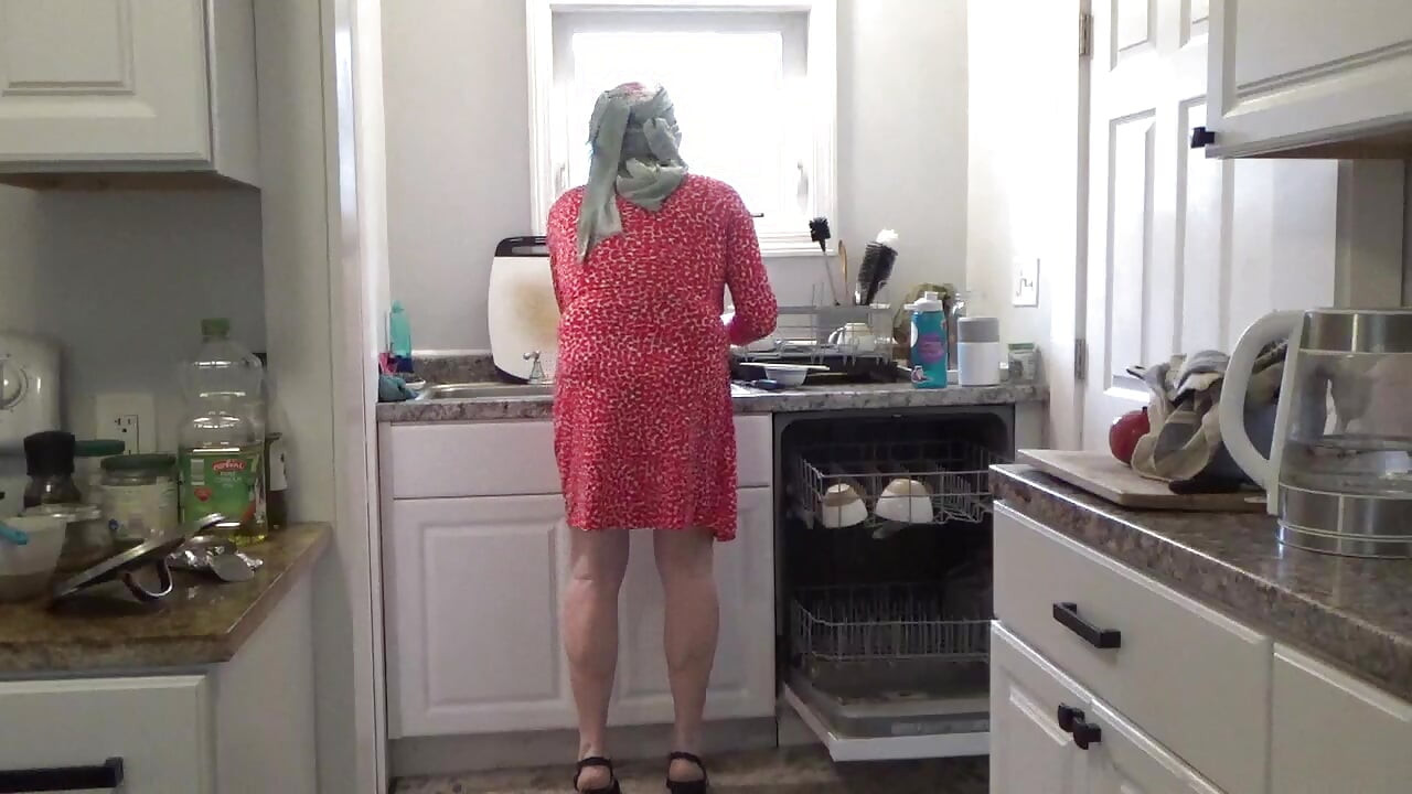 주부 세르게 루신. 2025e