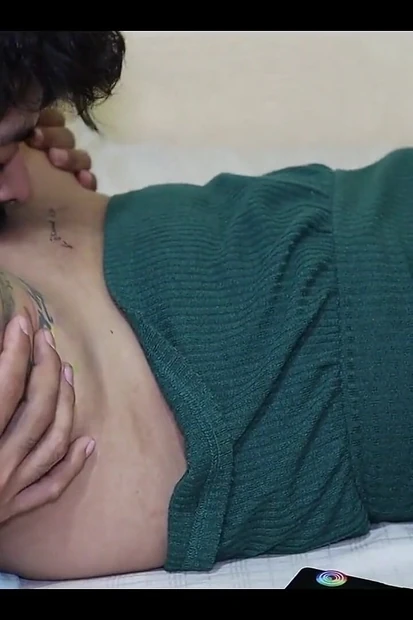 Tattooing Rich Pussy and Paying with Internal Cumshot