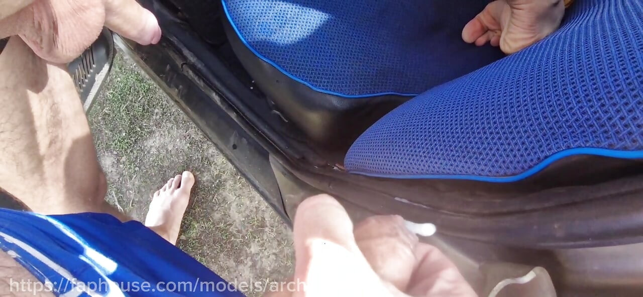 Twink handsome guy's cruise is a hardcore public fuck with lots of cum on the car