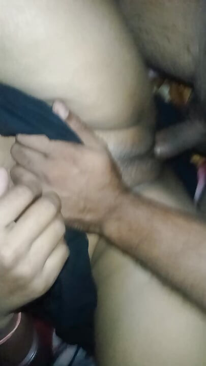 Bhabhi fuking on dever to much fun with Hindi audio