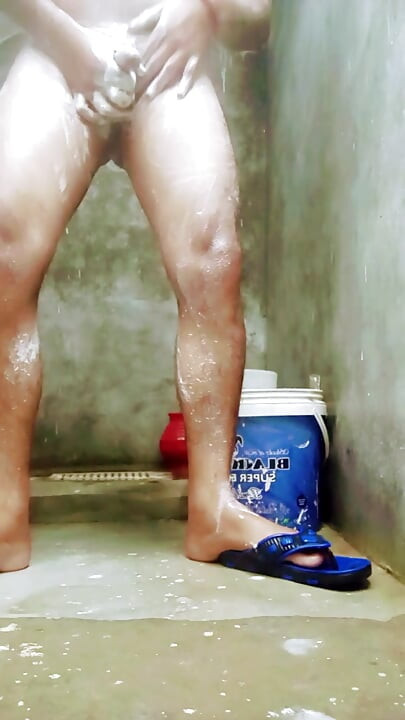 Mom serial wali sexy video dekh ker nahatat hoat masterbation Kya Bhoot Maza Aya