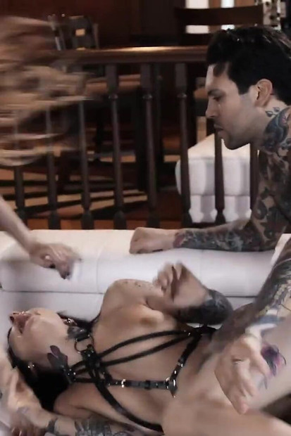 Burning Angel - Joanna Angel & Aiden Ashley in Hardcore Threesome Cum Swap Frenzy