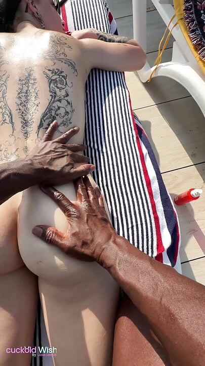 Nude Massage for Louvelucius