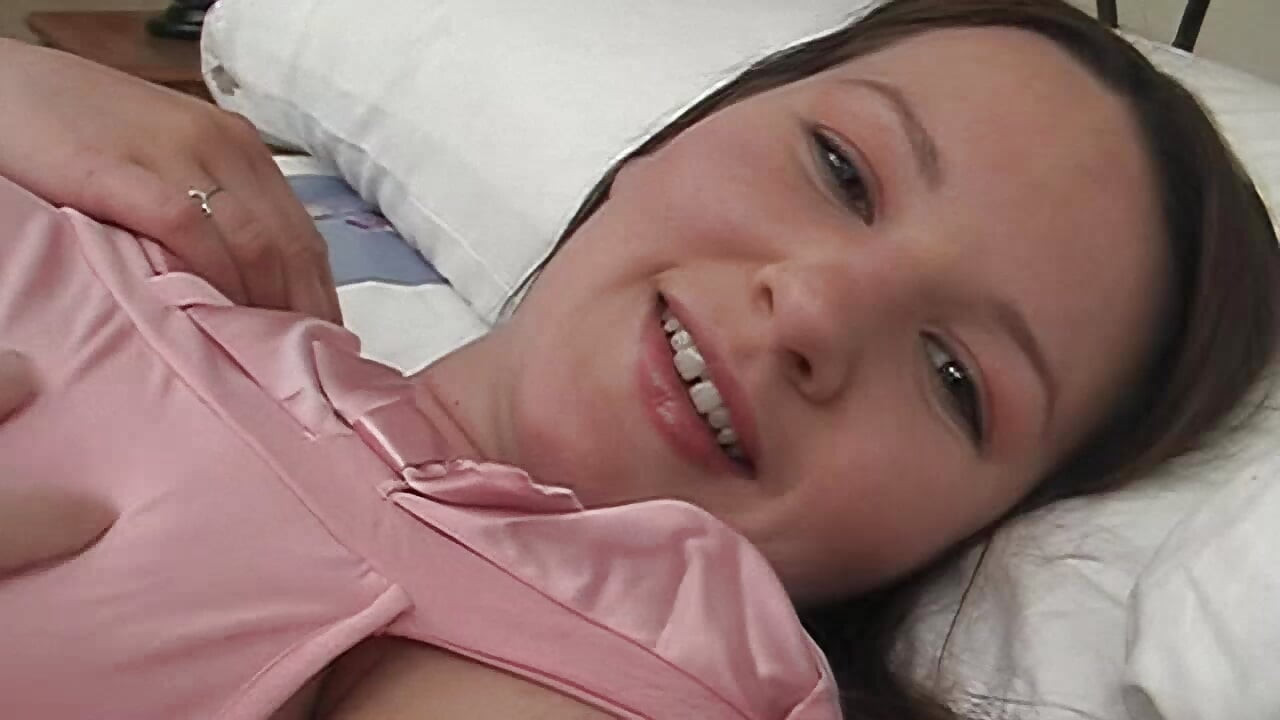 Horny Teen Gets Her Tight Wet Slit Stufed!