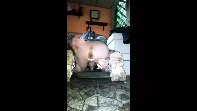 Dildo play & anal fingering