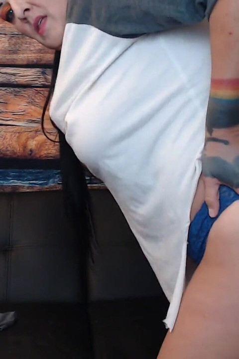 Jersey long sleeve shirt ripping