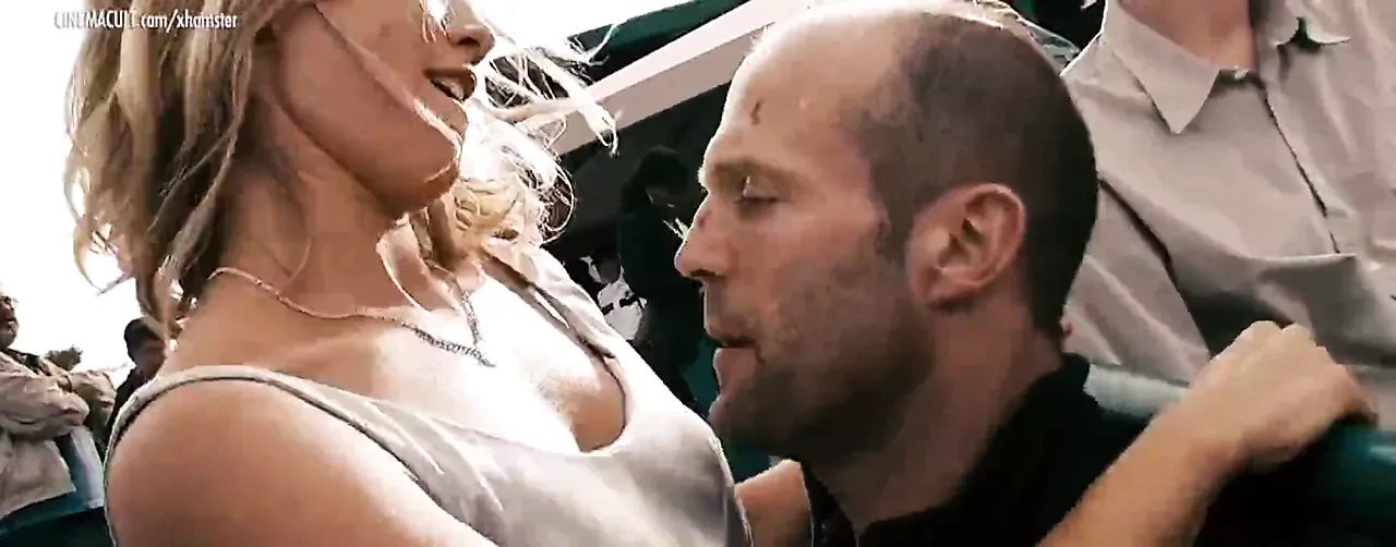 Amy Smart - 曲柄2中的性感场景